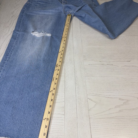 NEW!! Old Navy Extra High Rise, Wide~Leg Light~Wash Secret Smooth Pockets Size14 - Picture 9 of 12